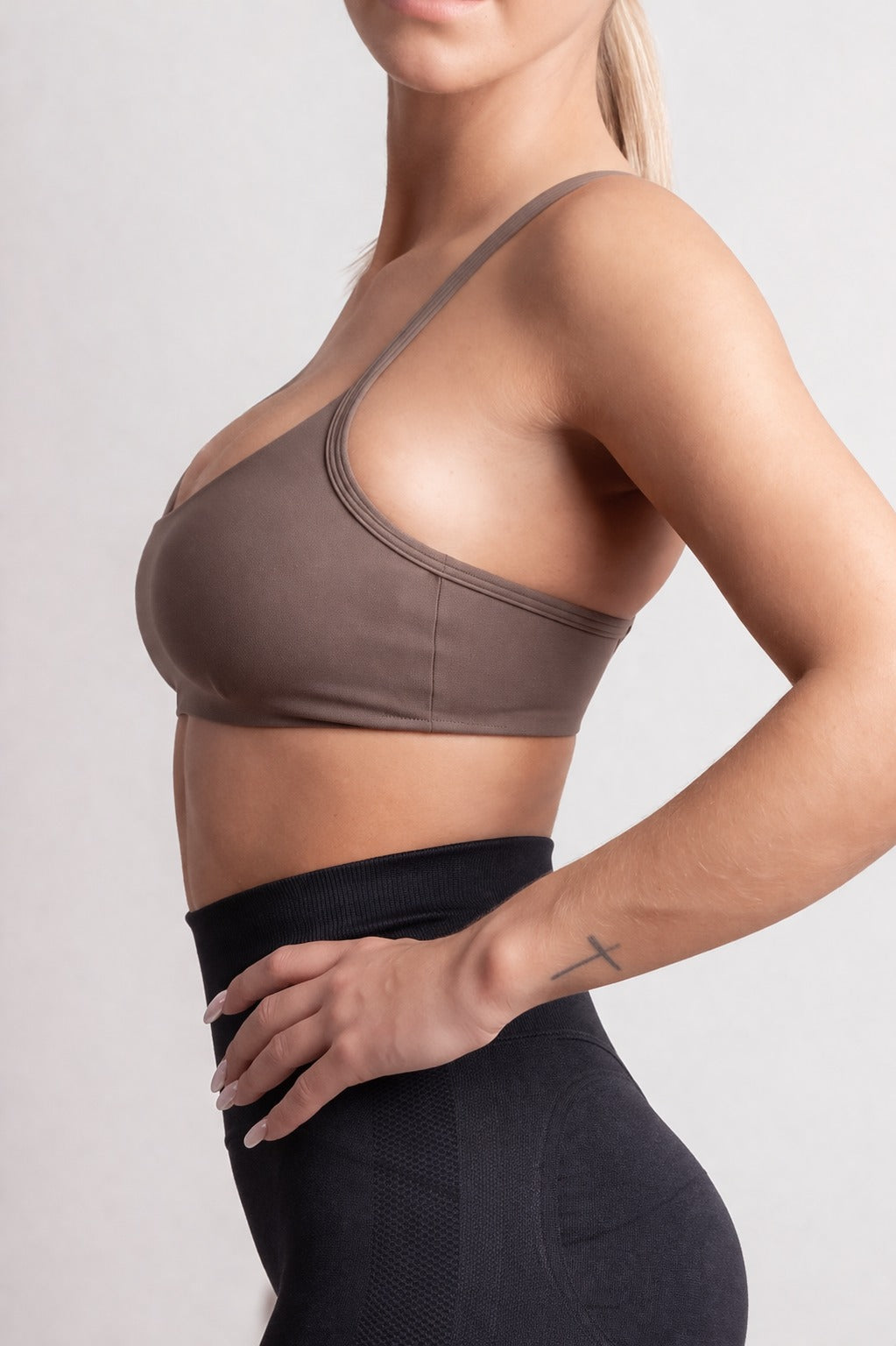 NOIR Flow Bra Brown