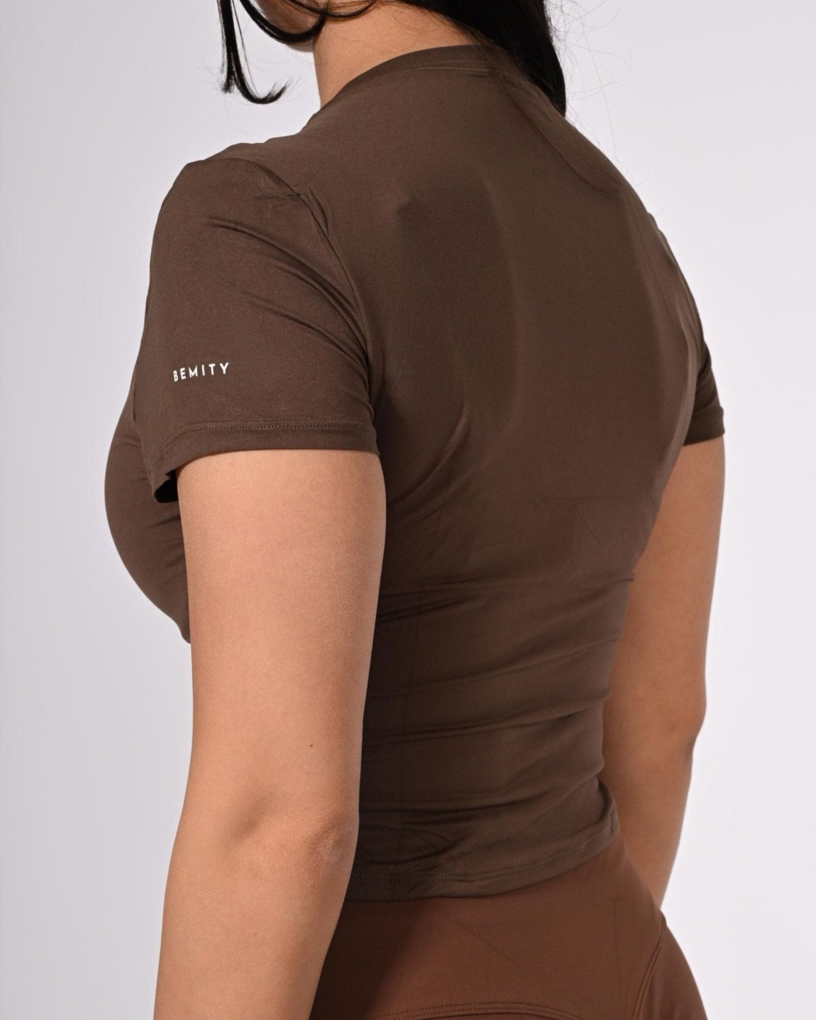 BEMITY CROP Tränings T-shirt - TRÄNING & PERFORMANCE BUTIKEN