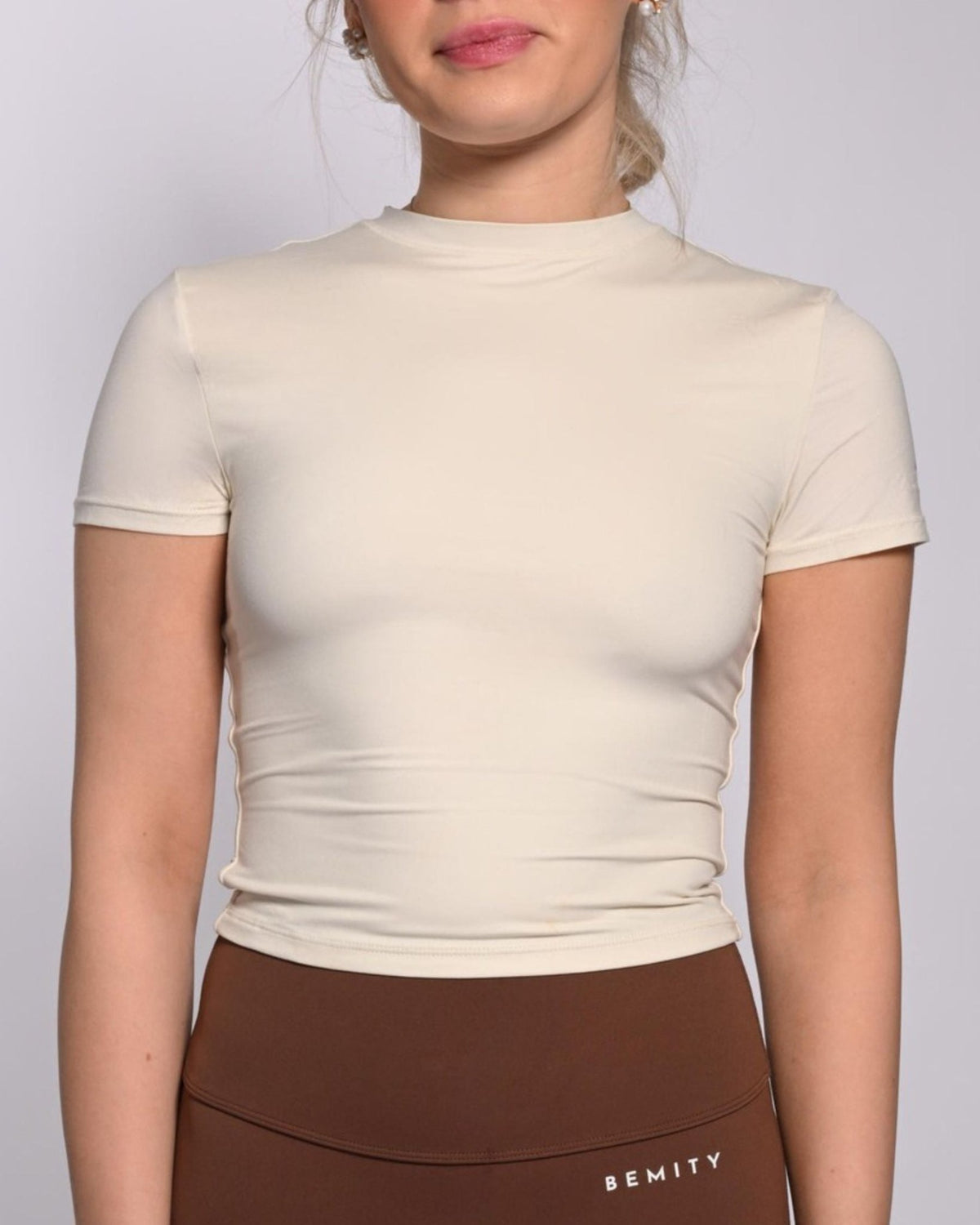 BEMITY CROP Tränings T-shirt - TRÄNING & PERFORMANCE BUTIKEN