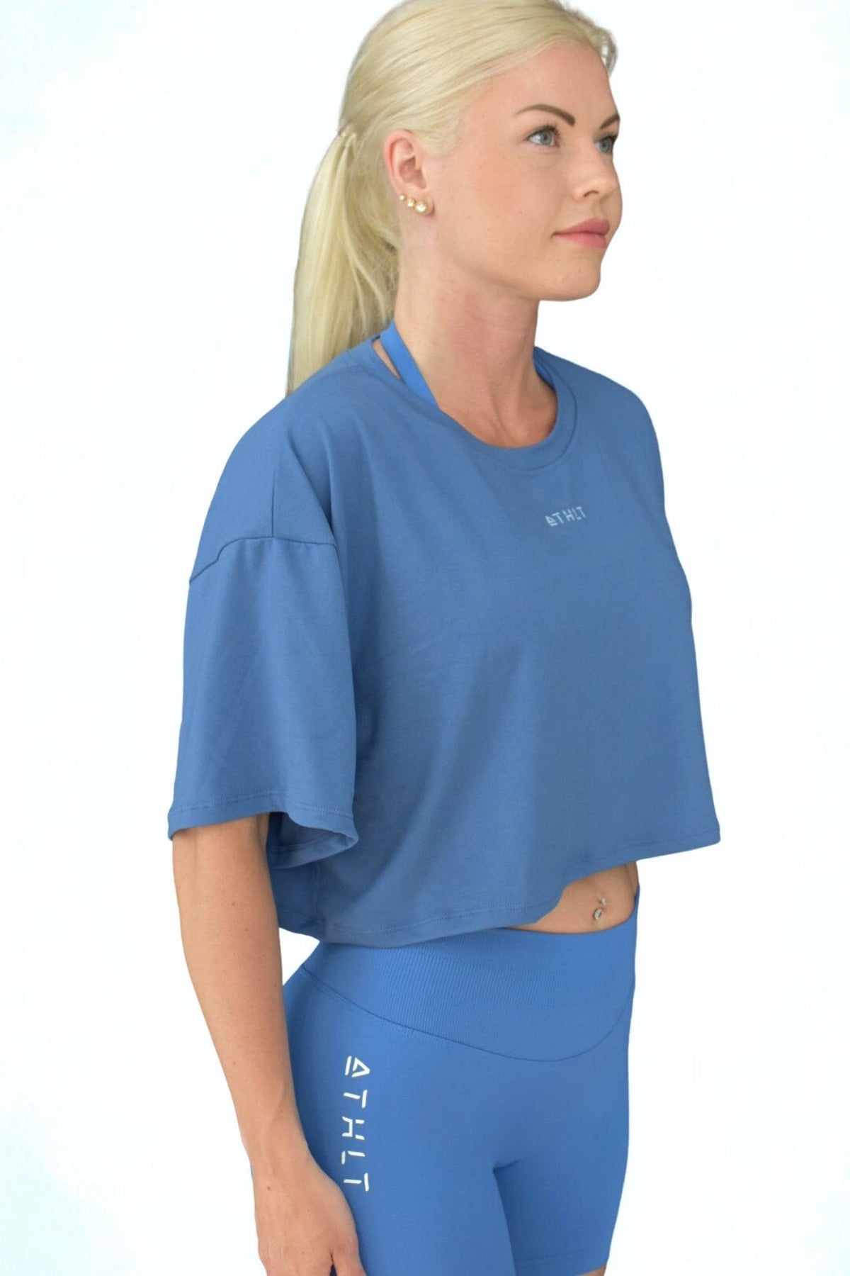 Dam vid T-shirt oversize | Croppad tränings-T-shirts med kort ärm - TRÄNING & PERFORMANCE BUTIKEN