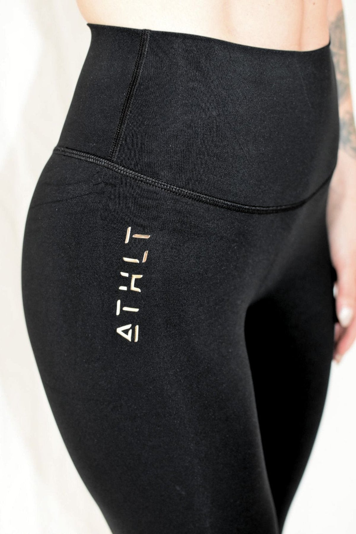 Demeter gold leggings - TRÄNING & PERFORMANCE BUTIKEN