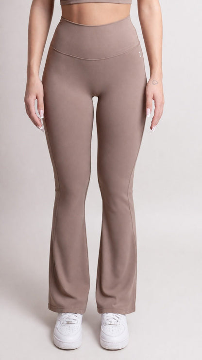 Flare Pants Brown - TRÄNING & PERFORMANCE BUTIKEN