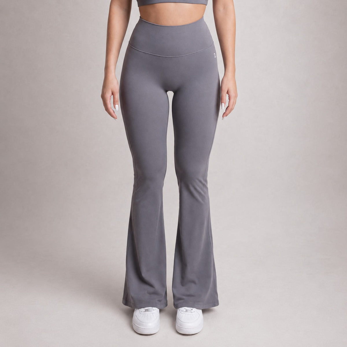 NOIR Flare Pants Grey
