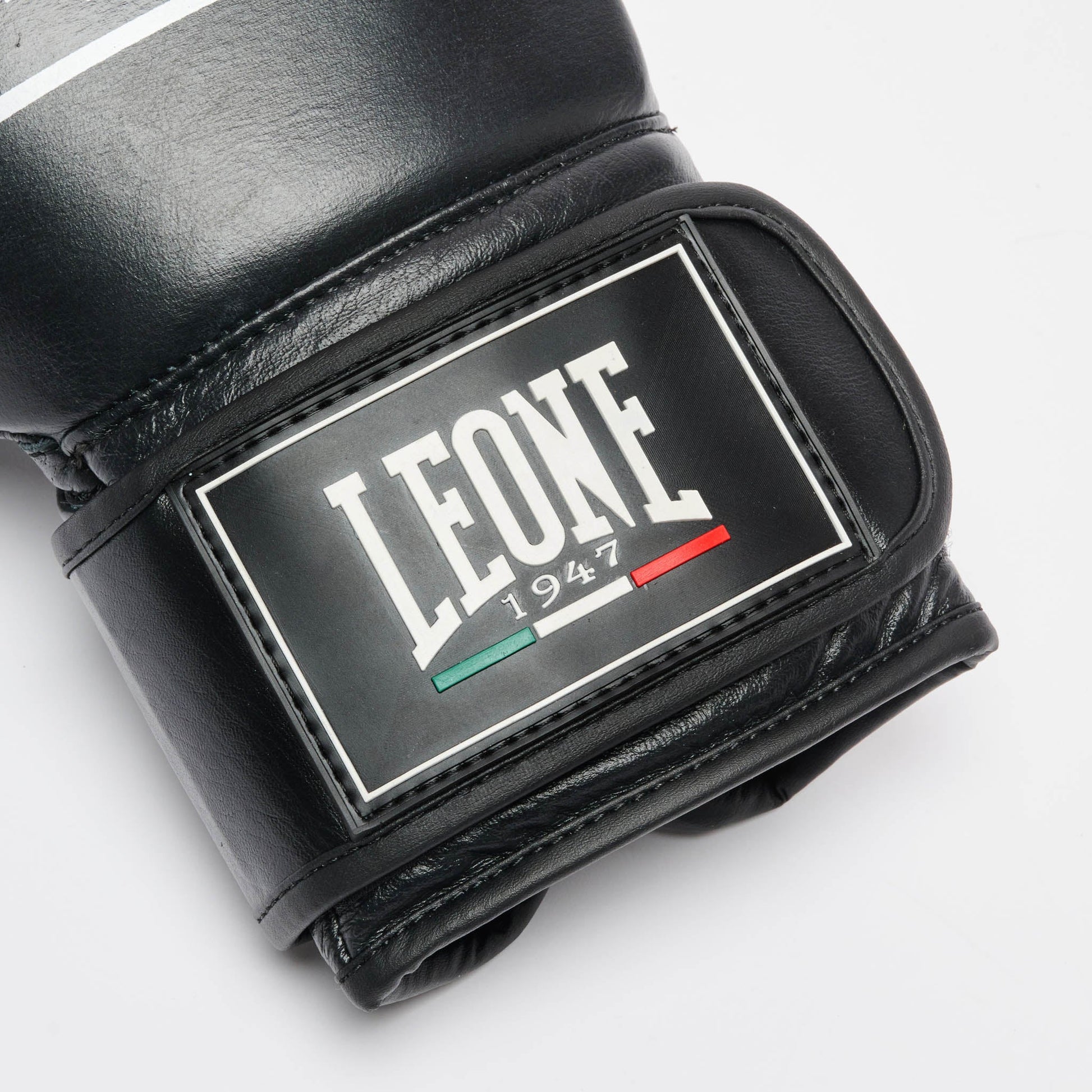 Leone 1947 Boxningshandskar Shock Pro GN057 - TRÄNING & PERFORMANCE BUTIKEN