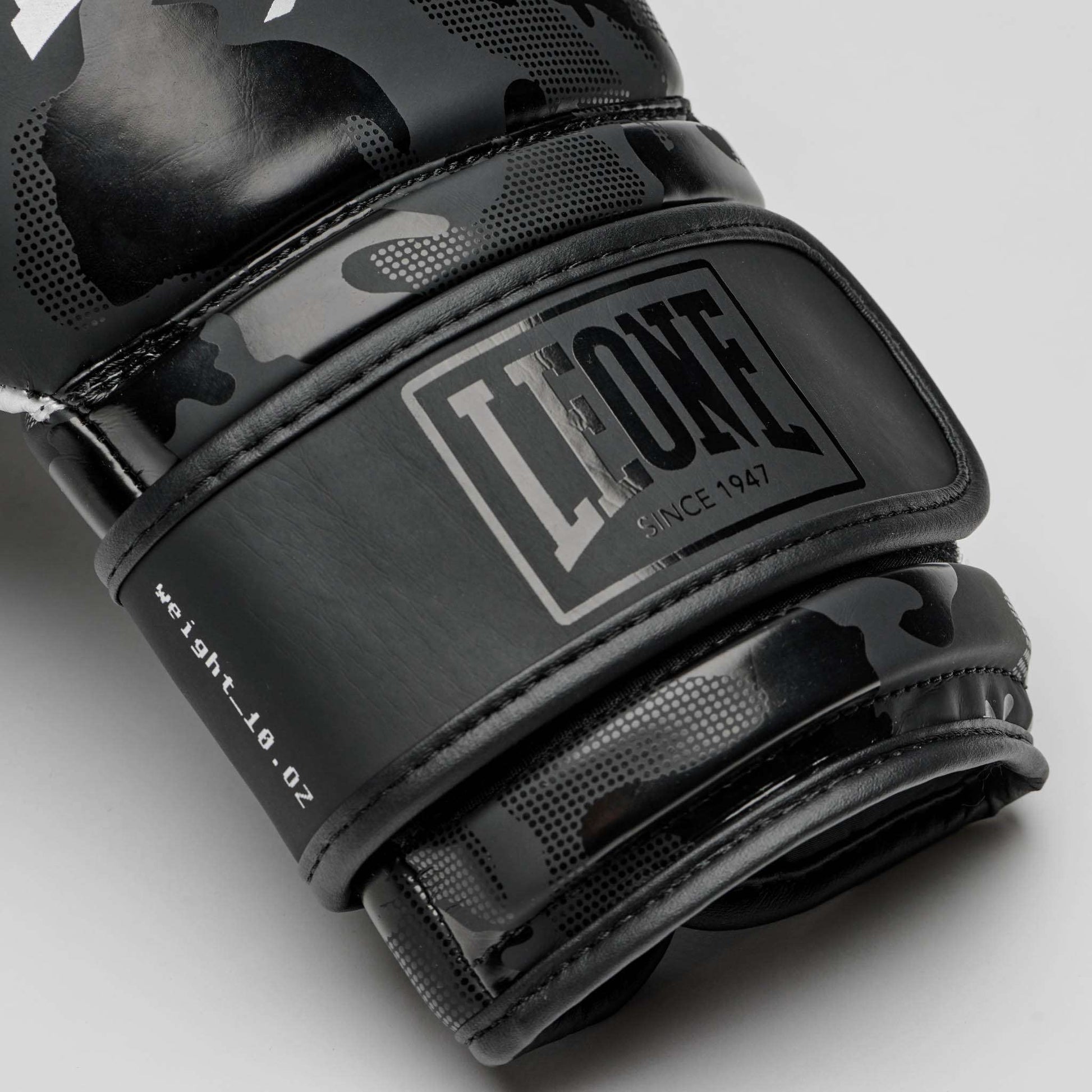 Leone 1947 Camoblack Boxningshandskar GN327 - TRÄNING & PERFORMANCE BUTIKEN