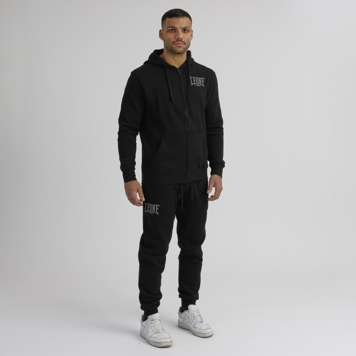 Leone 1947 Hoodie med Full Zip LSM100 - TRÄNING & PERFORMANCE BUTIKEN