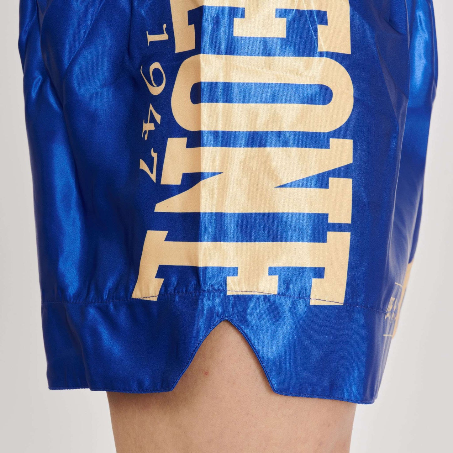 Leone 1947 Kick - Thai Shorts DNA AB966 - TRÄNING & PERFORMANCE BUTIKEN