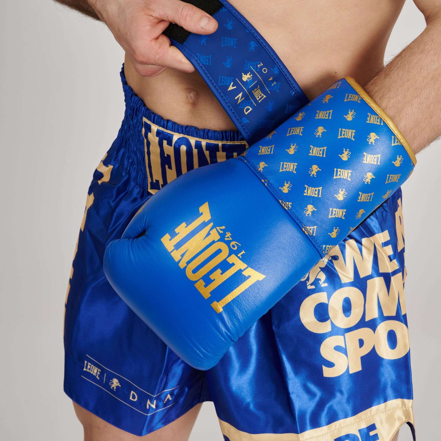 Leone 1947 Kick - Thai Shorts DNA AB966 - TRÄNING & PERFORMANCE BUTIKEN