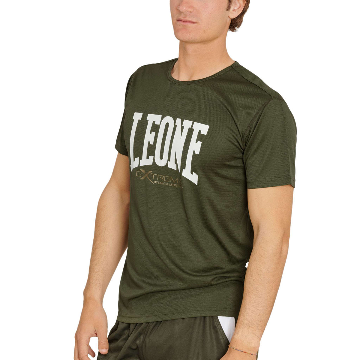 Leone 1947 Logo T-shirt ABX106 - TRÄNING & PERFORMANCE BUTIKEN