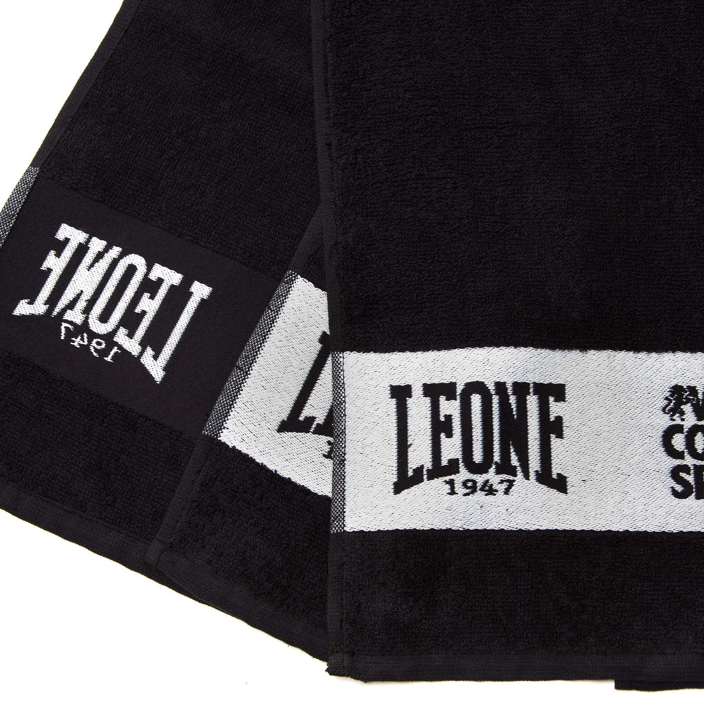 Leone 1947 Träningshandduk AC915 - TRÄNING & PERFORMANCE BUTIKEN