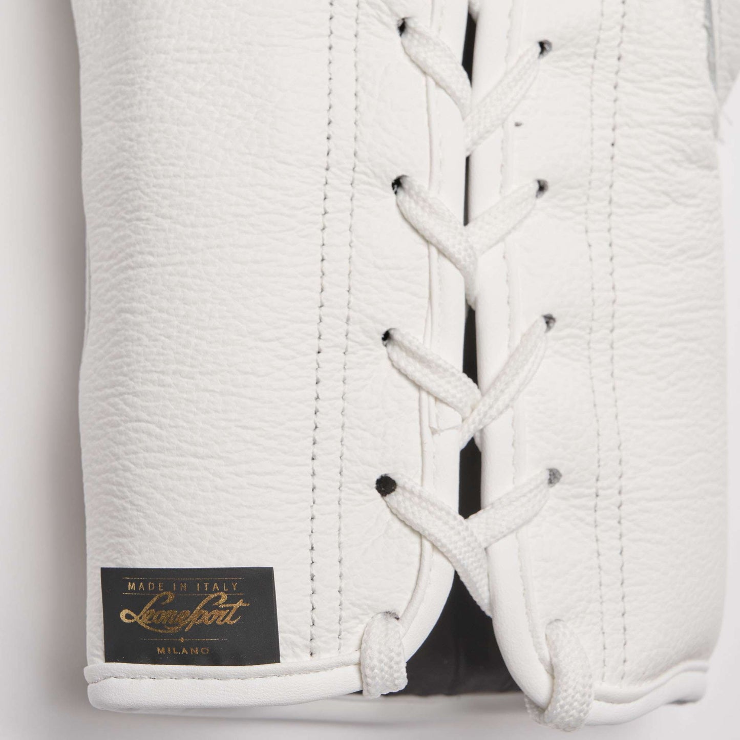 Leone Sport Romeo Classico Boxningshandskar med Snörning GNR02L - TRÄNING & PERFORMANCE BUTIKEN
