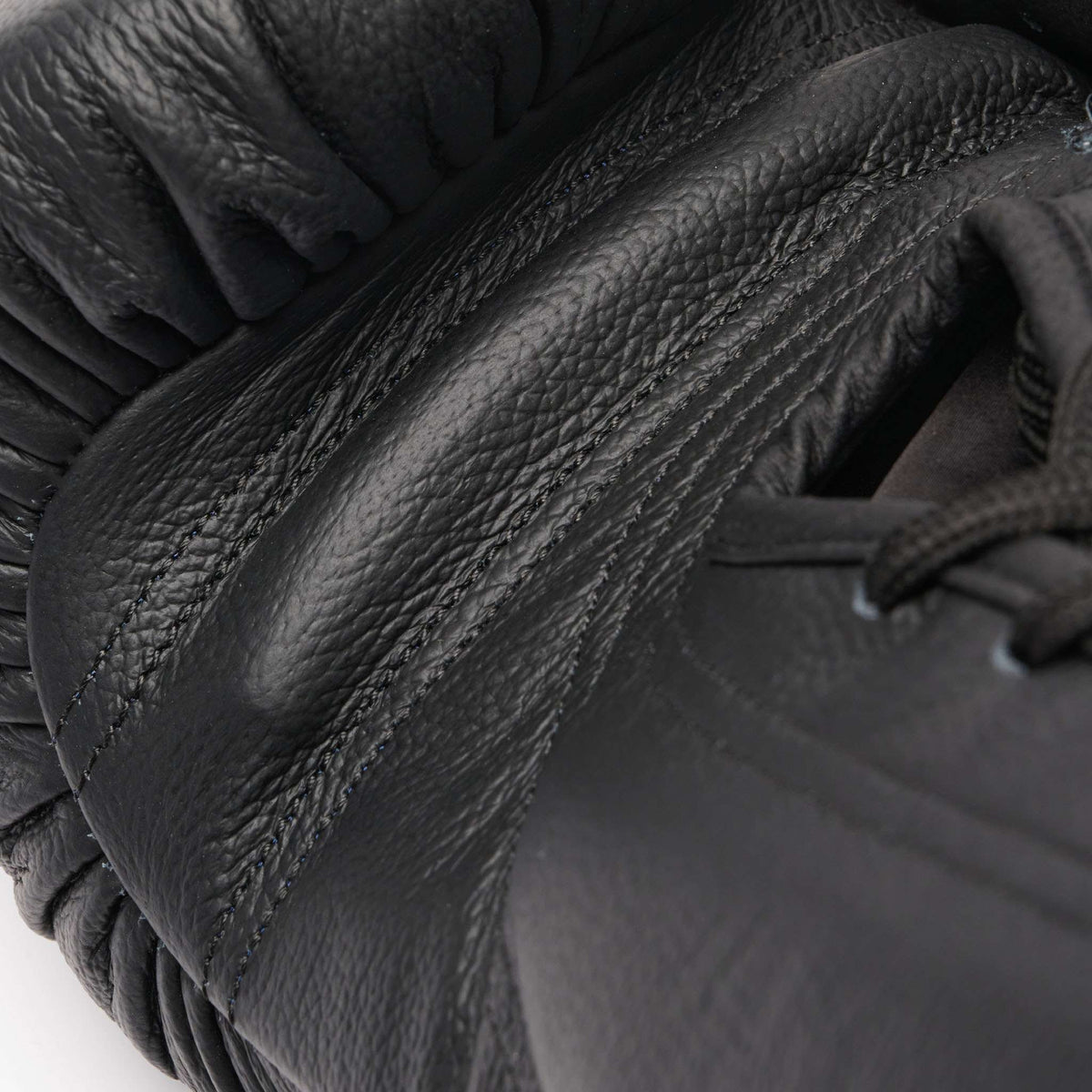 Leone Sport Romeo Classico Boxningshandskar med Snörning GNR02L - TRÄNING & PERFORMANCE BUTIKEN