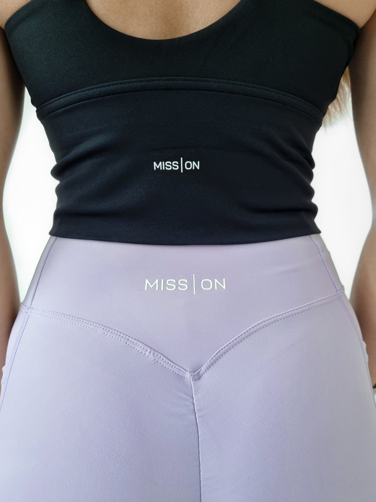 MISS ON CROSS Träningstopp - TRÄNING & PERFORMANCE BUTIKEN