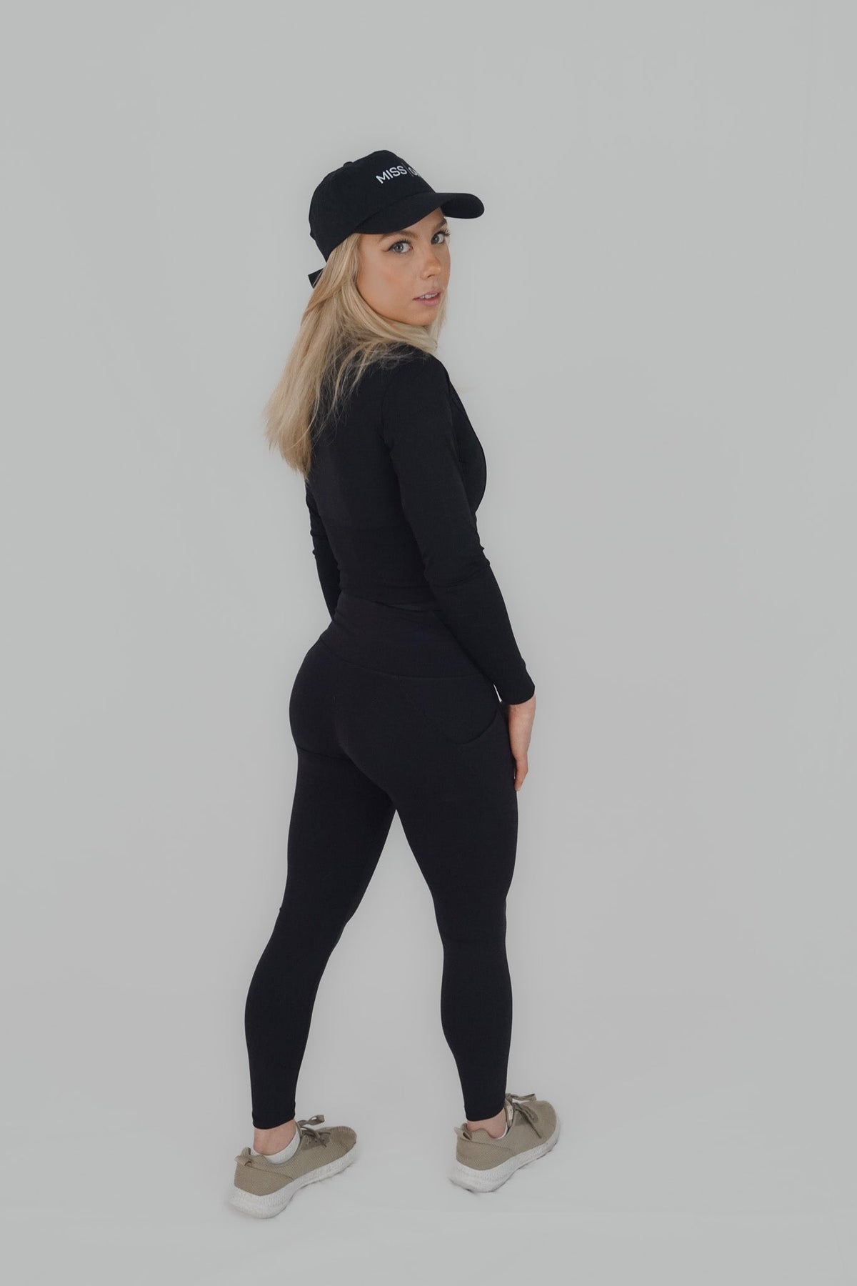 MISS ON POCKET Träningstights - TRÄNING & PERFORMANCE BUTIKEN