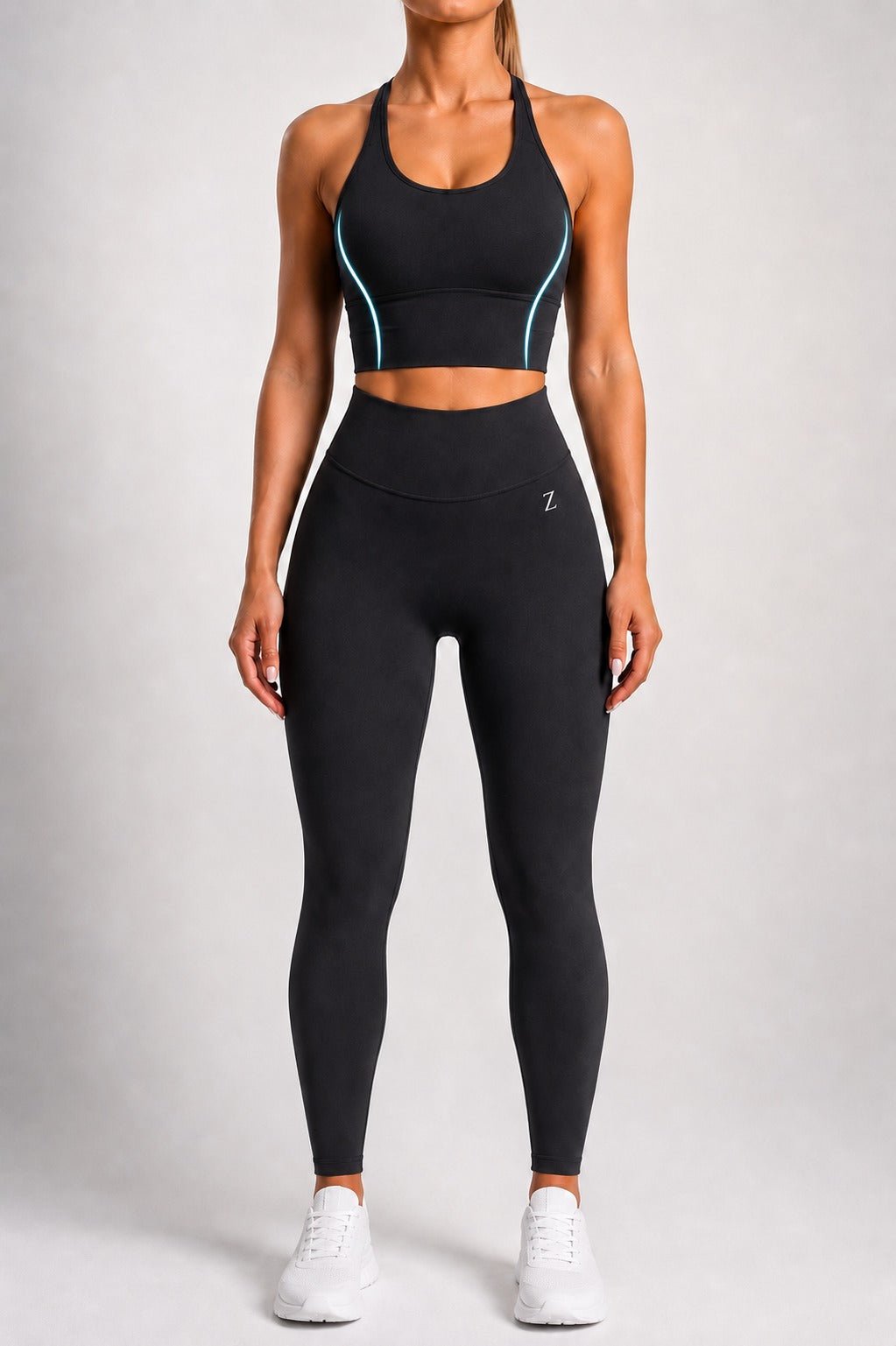 NOIR Cross Top Black - TRÄNING & PERFORMANCE BUTIKEN