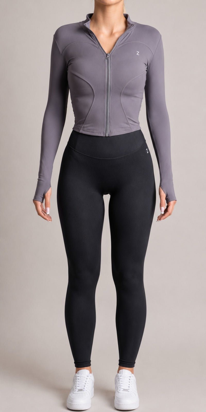 NOIR Zip Jacket Grey - TRÄNING & PERFORMANCE BUTIKEN