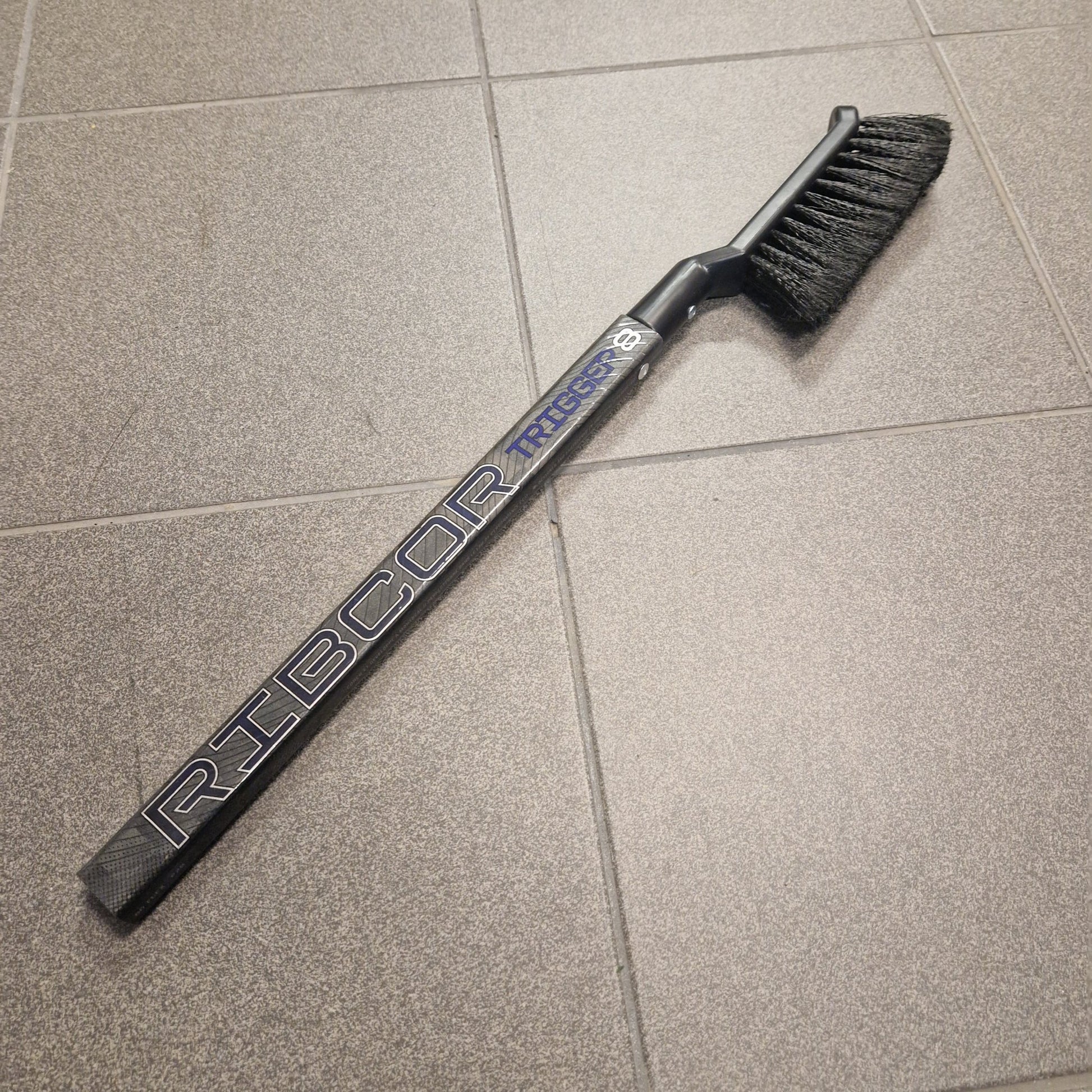 Snöborste Hockey - CCM Ribcor Trigger 8 - TRÄNING & PERFORMANCE BUTIKEN
