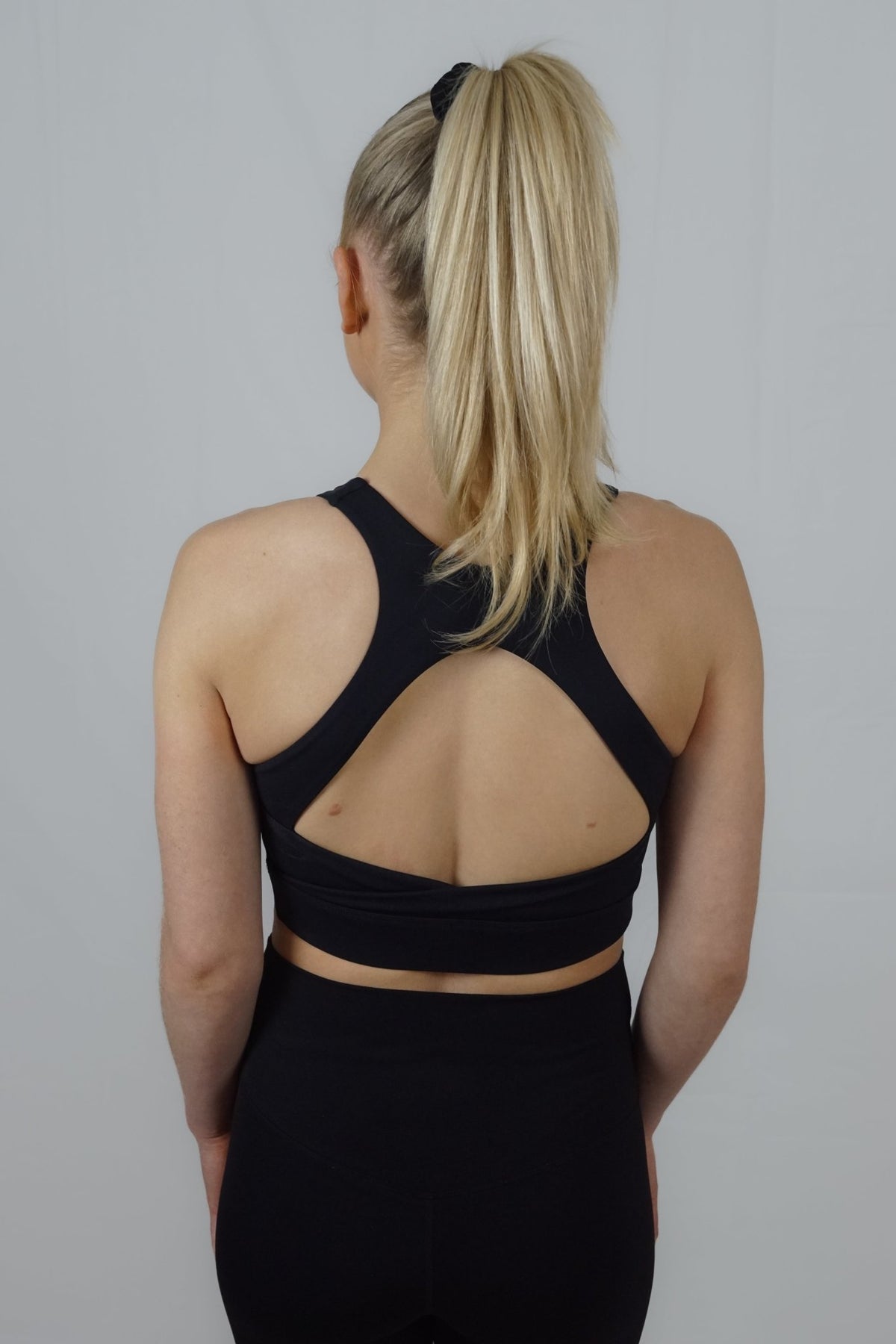 Sport - BH Twist - TRÄNING & PERFORMANCE BUTIKEN