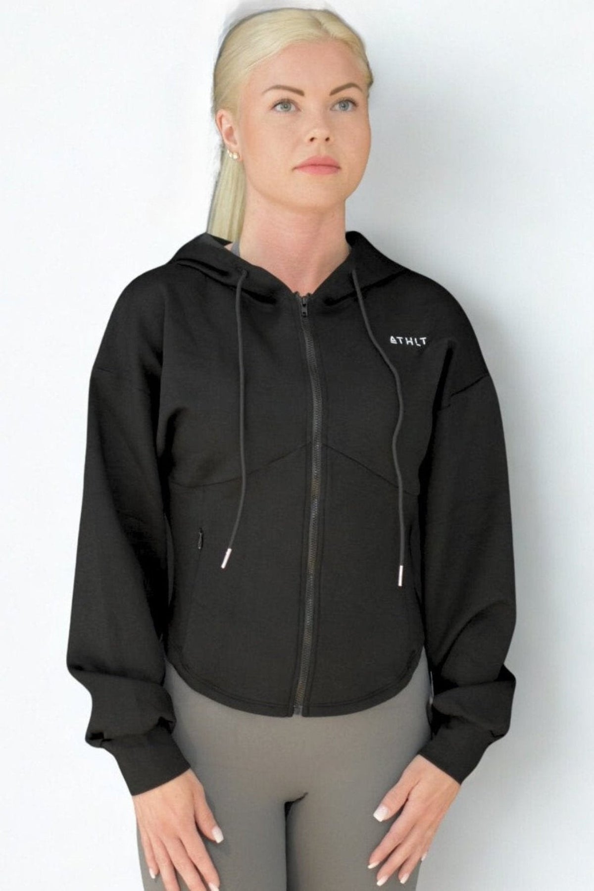 Ziphoodie kvinnor – figurpassad midja & fickor - TRÄNING & PERFORMANCE BUTIKEN